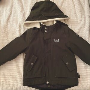 Jack Wolfskin Texapore waterproof insulated jacket, kids size EU104,forest green